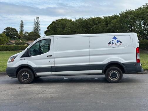 2018 Ford Transit-250 Base