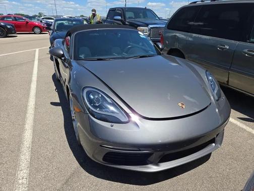Agate Gray Metallic 2018 Porsche 718 Boxster Base