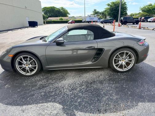 Agate Gray Metallic 2018 Porsche 718 Boxster Base