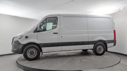 2022 Mercedes-Benz Sprinter 1500 Standard Roof