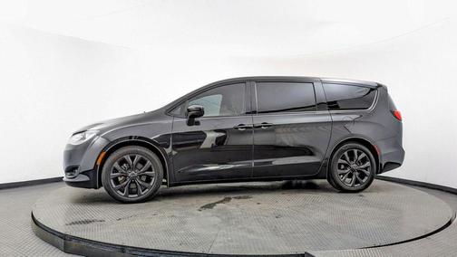2018 Chrysler Pacifica Touring Plus