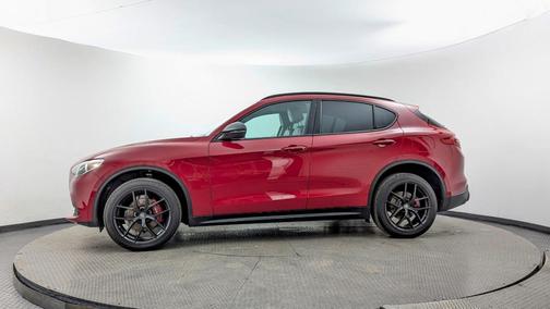 2019 Alfa Romeo Stelvio Base