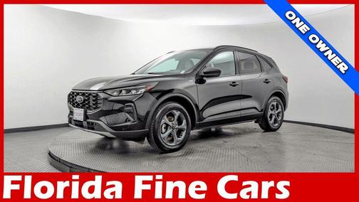 Agate Black Metallic 2025 Ford Escape ST-Line