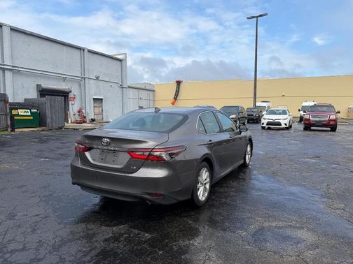 2024 Toyota Camry LE