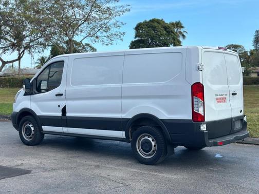 2017 Ford Transit-250 Base