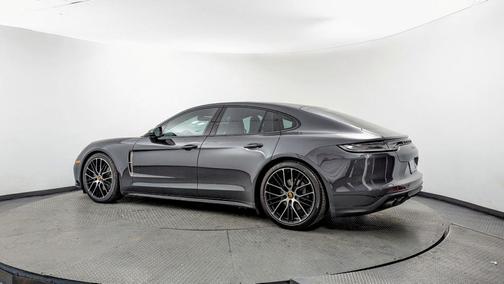 2023 Porsche Panamera Platinum Edition