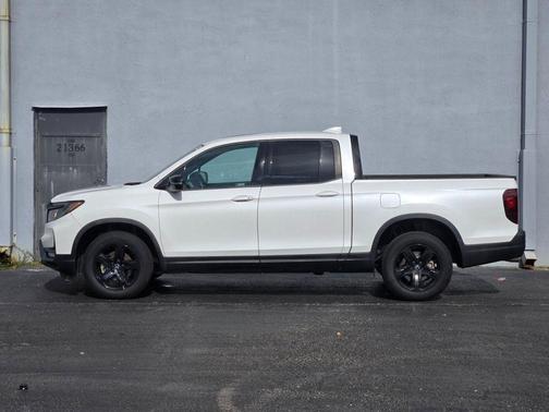 2021 Honda Ridgeline Black Edition