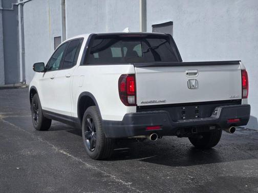 2021 Honda Ridgeline Black Edition