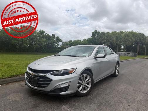 Silver Ice Metallic 2022 Chevrolet Malibu LT