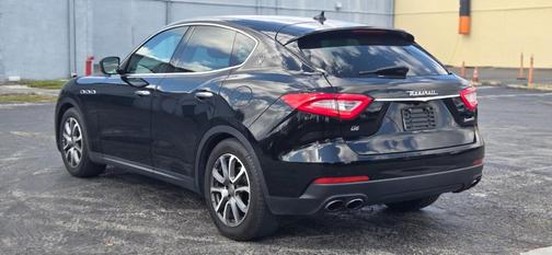 2018 Maserati Levante Base
