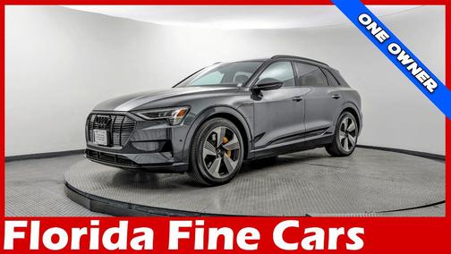 Manhattan Gray Metallic 2022 Audi e-tron Premium Plus