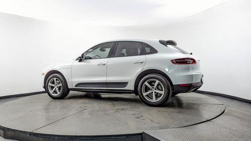 2018 Porsche Macan Sport Edition