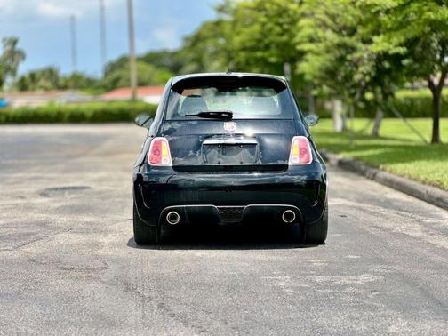 2015 FIAT 500 Abarth
