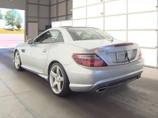 2015 Mercedes-Benz SLK-Class SLK350