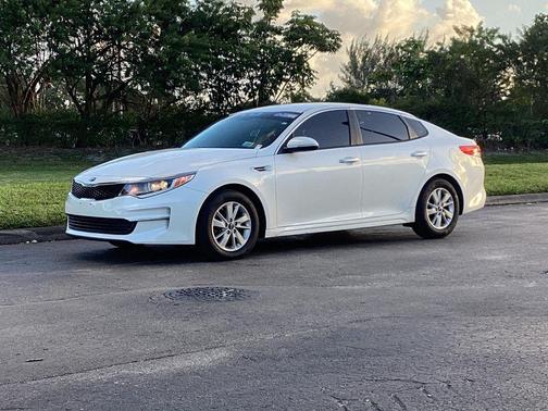 2018 Kia Optima LX