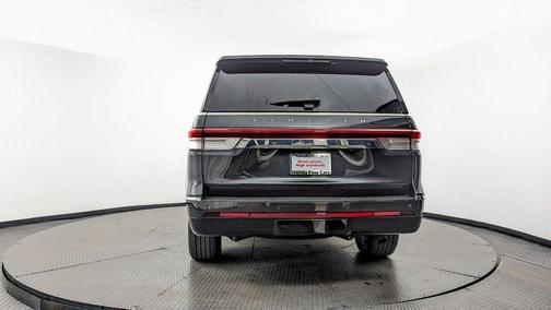 2023 Lincoln Navigator Standard