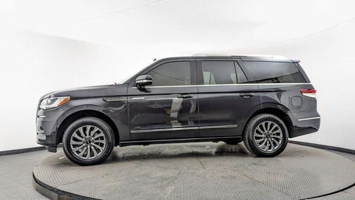 2023 Lincoln Navigator Standard