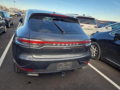 2019 Porsche Macan Base