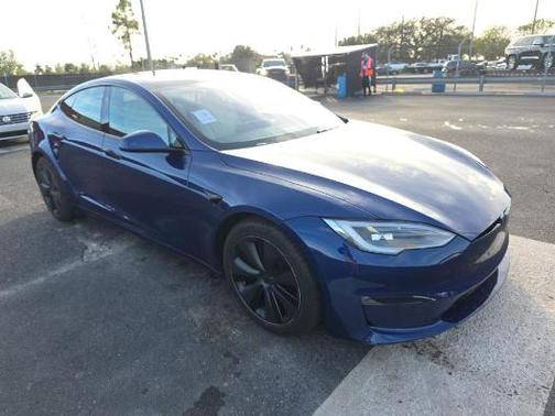 2022 Tesla Model S Base