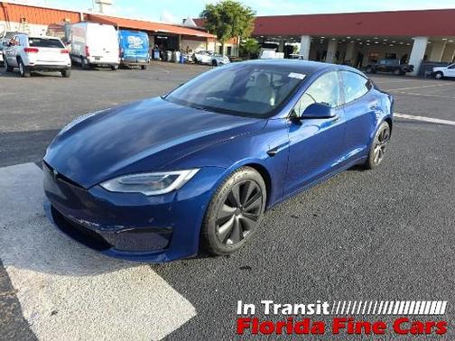 2022 Tesla Model S Base