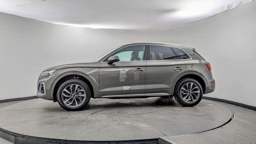 2023 Audi Q5 45 S line Premium Plus