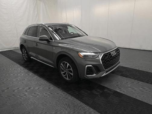 2023 Audi Q5 45 S line Premium Plus