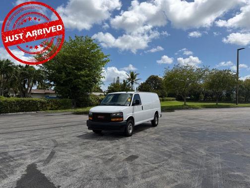 2021 GMC Savana 2500 Work Van