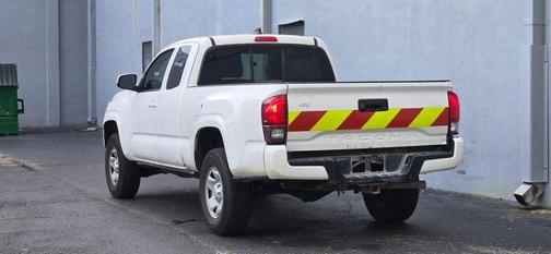2021 Toyota Tacoma SR