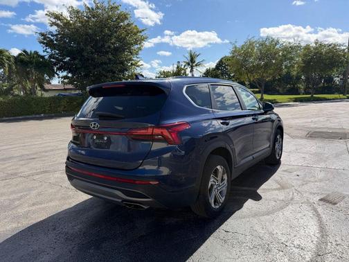 2023 Hyundai SANTA FE SE
