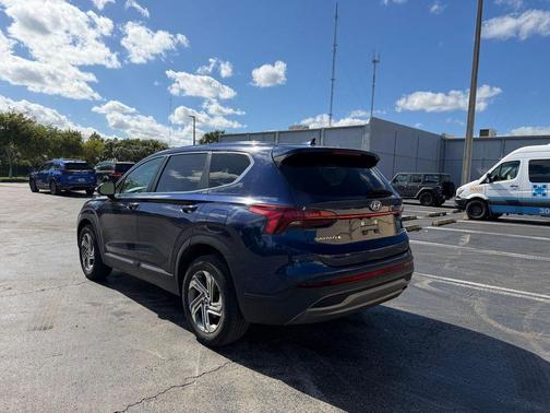 2023 Hyundai SANTA FE SE