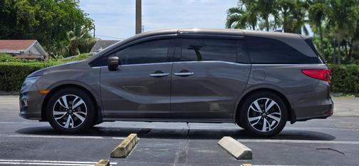 2018 Honda Odyssey Elite