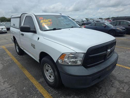 Bright White Clearcoat 2019 RAM 1500 Classic Tradesman