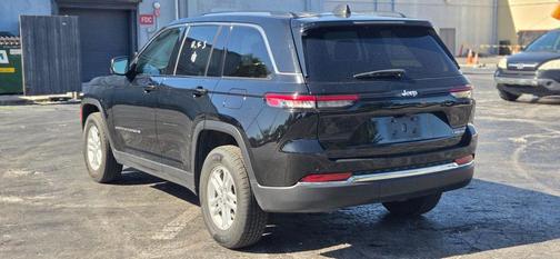 2024 Jeep Grand Cherokee Laredo