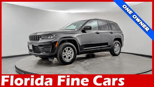 2024 Jeep Grand Cherokee Laredo