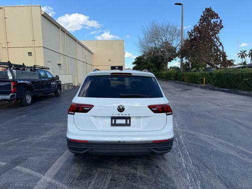 2023 Volkswagen Tiguan 2.0T S