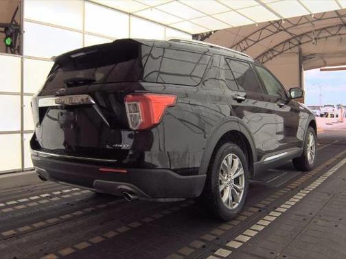 Agate Black Metallic 2022 Ford Explorer Limited
