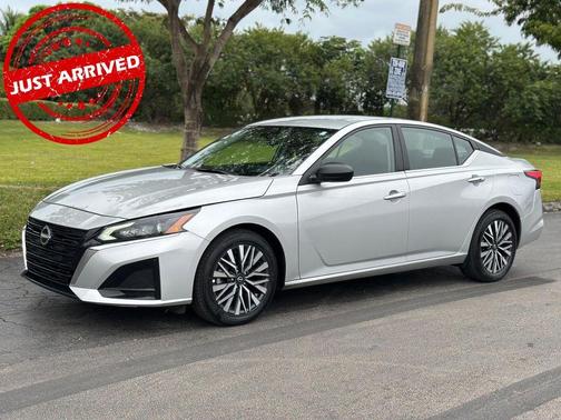 2025 Nissan Altima SV