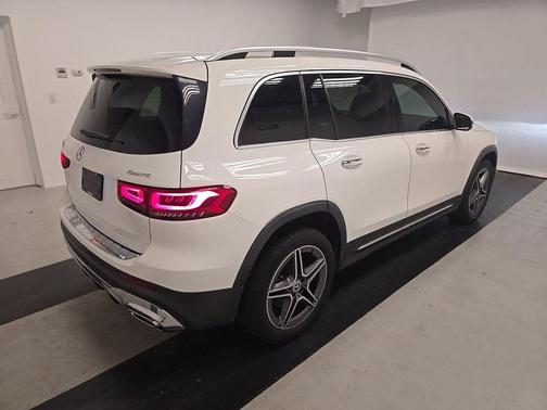 Polar White 2021 Mercedes-Benz GLB 250 Base 4MATIC