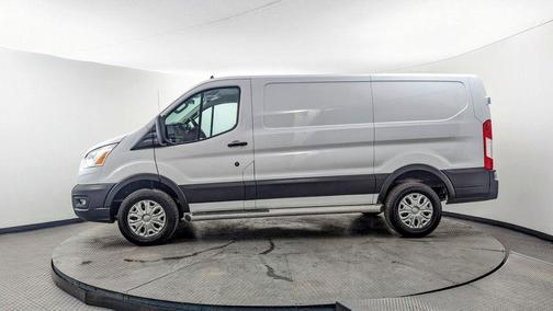 2022 Ford Transit-250 LOW ROOF 130WB