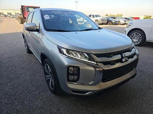 2023 Mitsubishi Outlander Sport SE