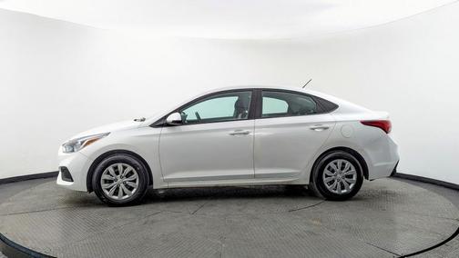 2021 Hyundai Accent SE