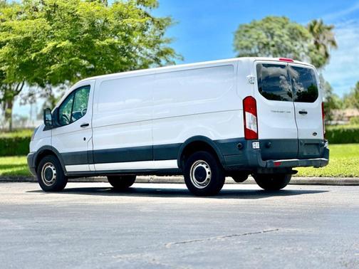 2017 Ford Transit-250 Base