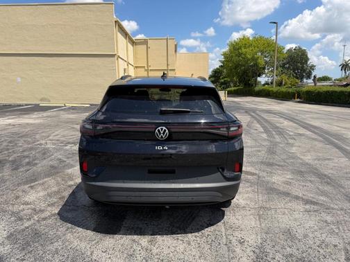 Deep Black Pearl Effect 2023 Volkswagen ID.4 Pro S