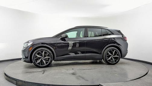 Deep Black Pearl Effect 2023 Volkswagen ID.4 Pro S