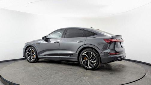 2022 Audi e-tron S line Premium
