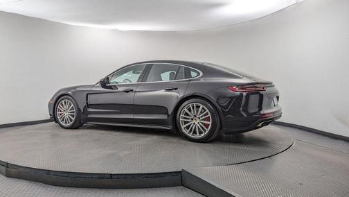 2017 Porsche Panamera Turbo