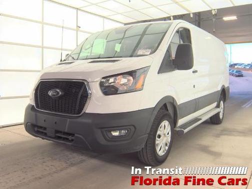 2024 Ford Transit-250 