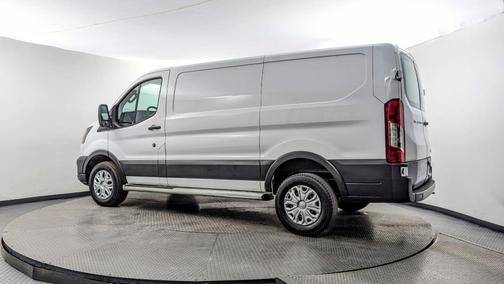 2024 Ford Transit-250 