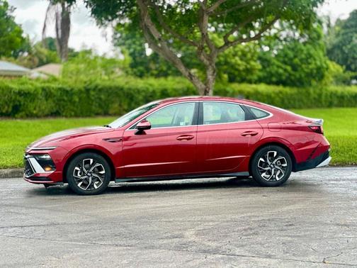 2024 Hyundai SONATA SEL