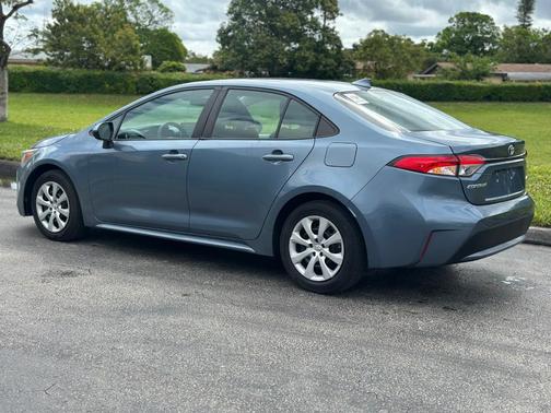 CELESTITE 2021 Toyota Corolla LE